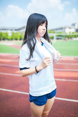 日剧教授对女学生一见钟情